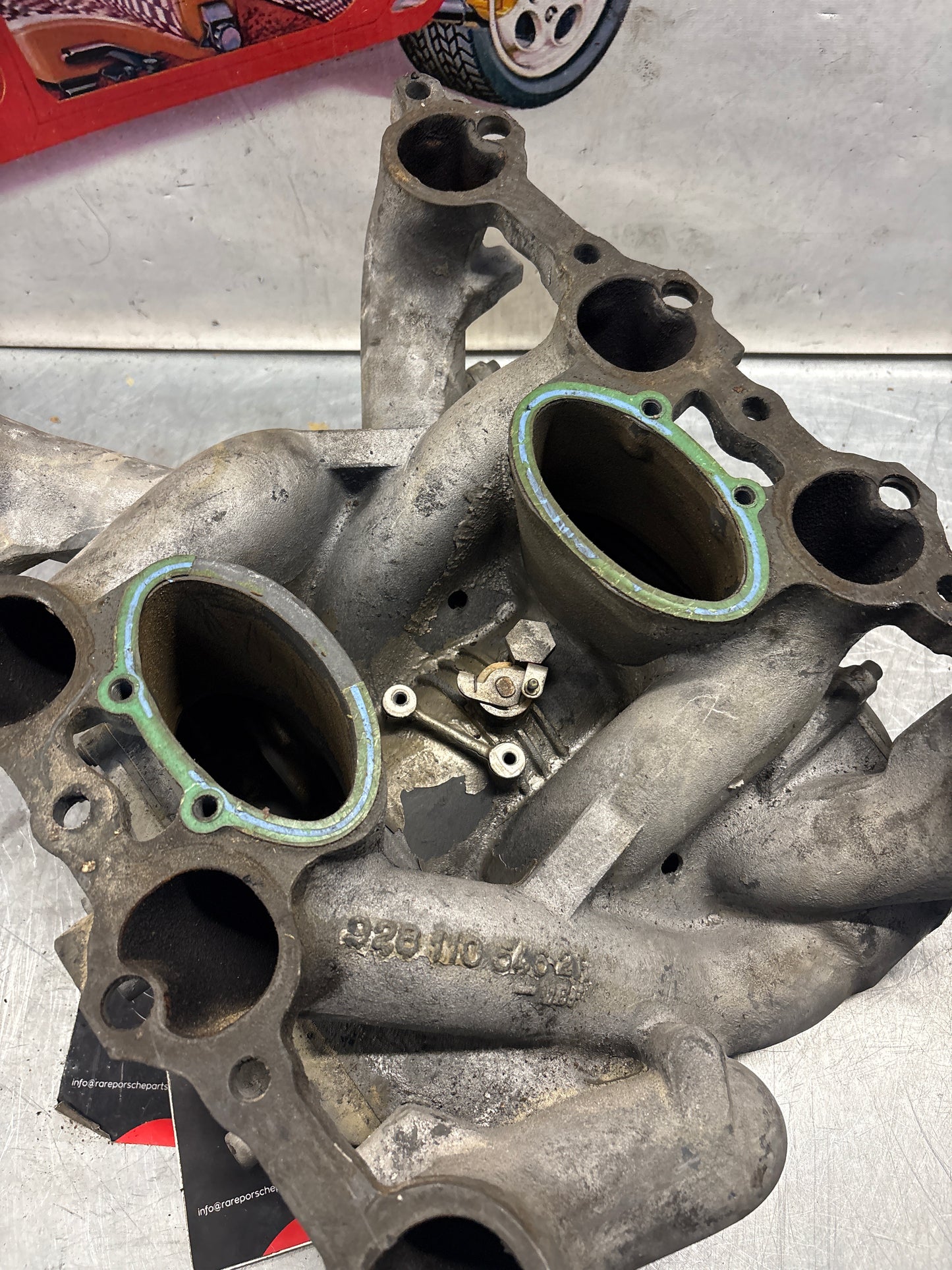 Porsche 928 S4 Intake manifold, used 9281105462R