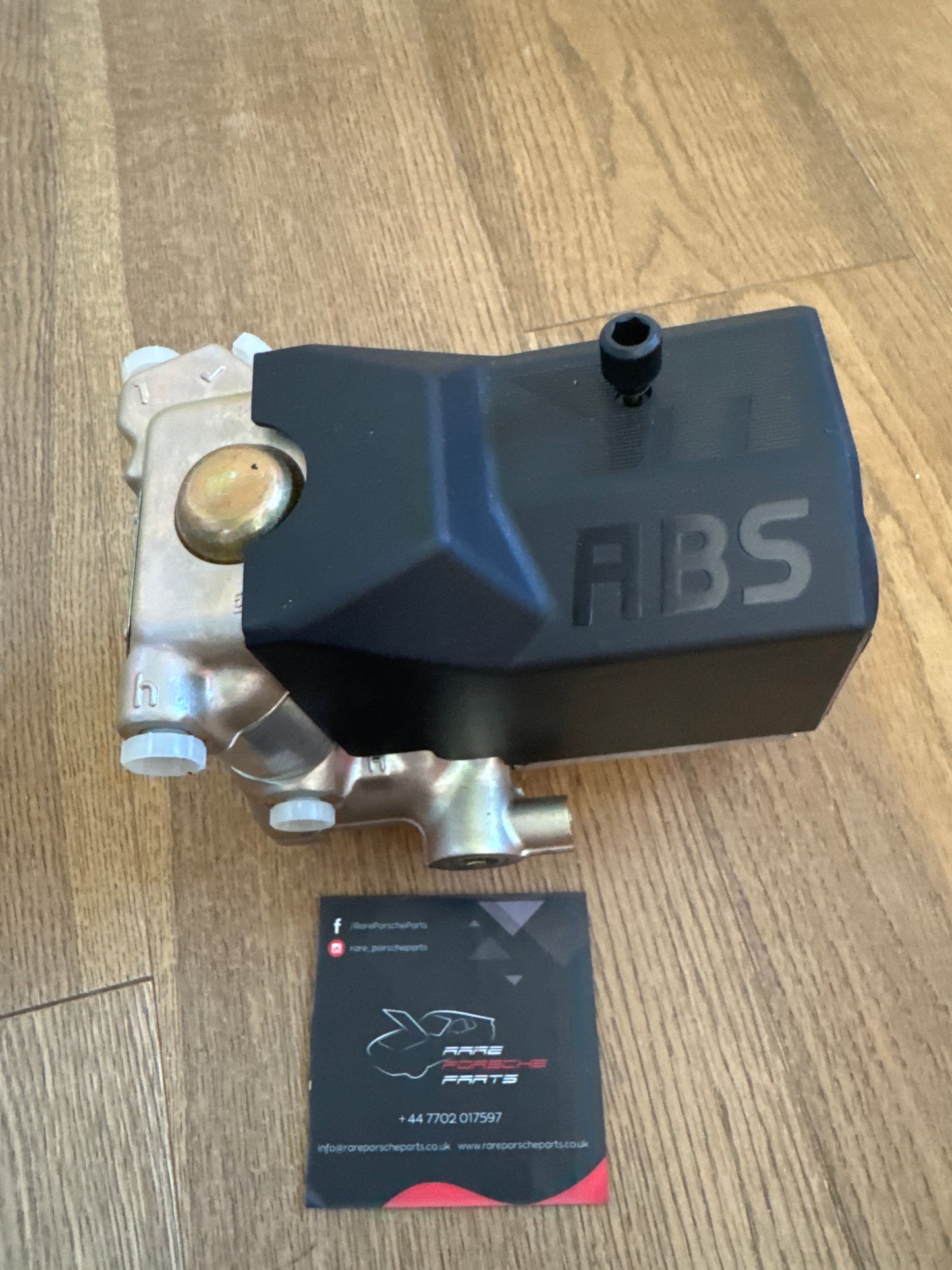 Porsche 964 hydraulic unit 96435595500 New NOS