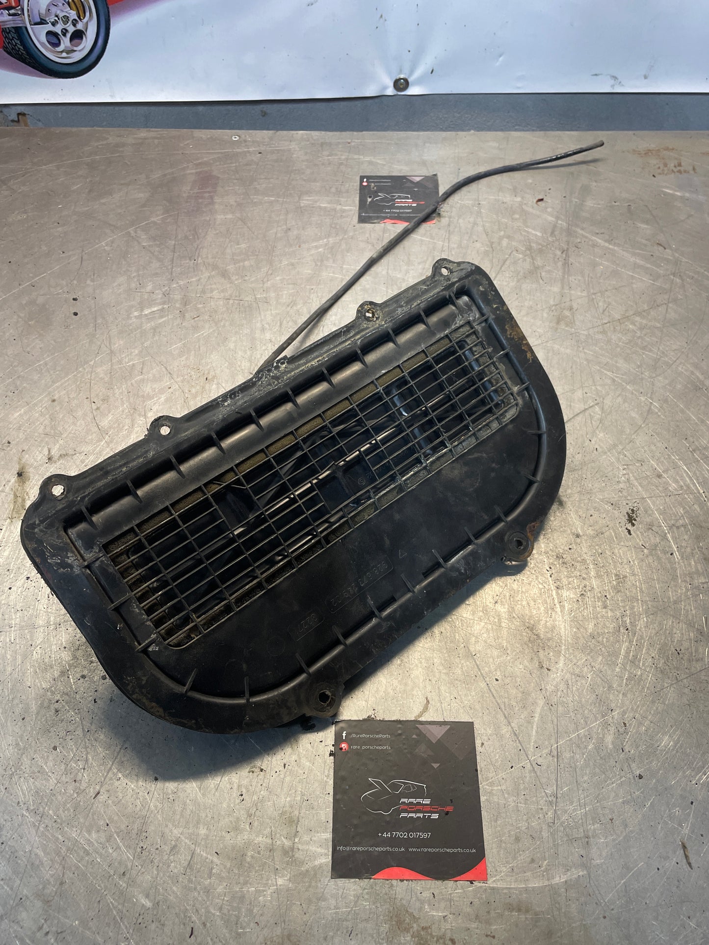 Porsche 928 under dash air flap Vent 92857324902, used