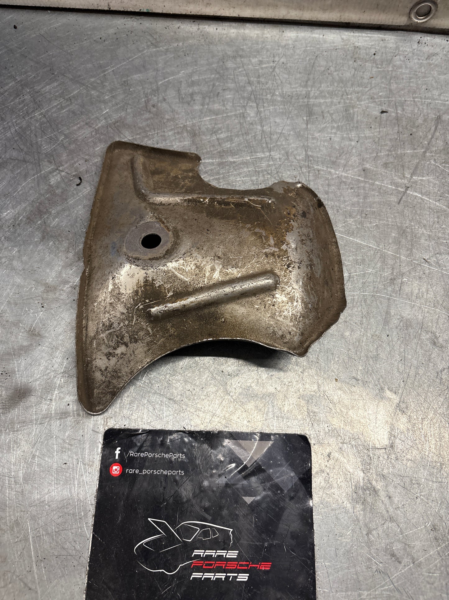 Porsche 928 S4 left side Buffle plates 92834138305. used