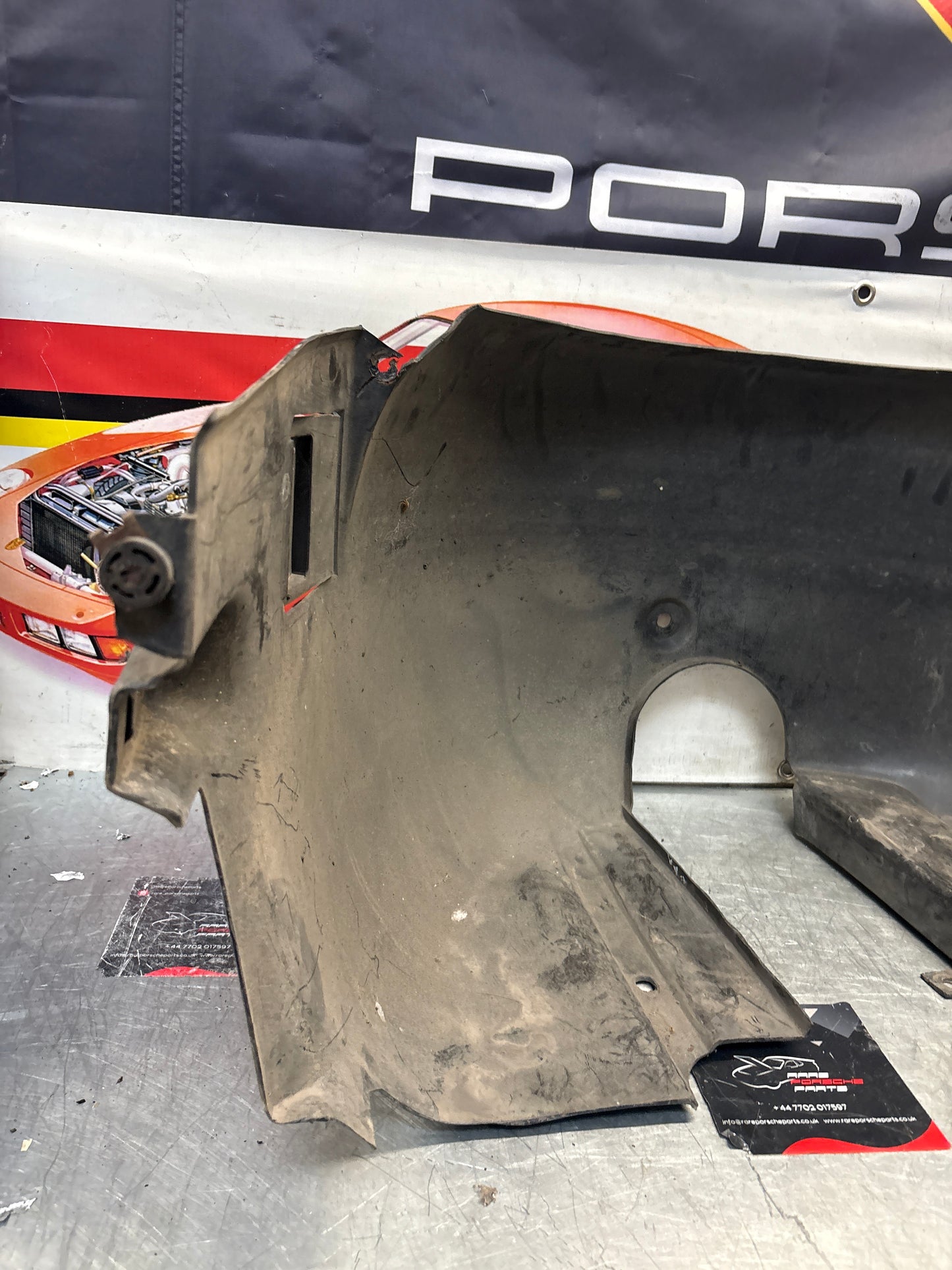 Porsche 944 from 85.5 wheel arch liner Left, 94450438101 Used