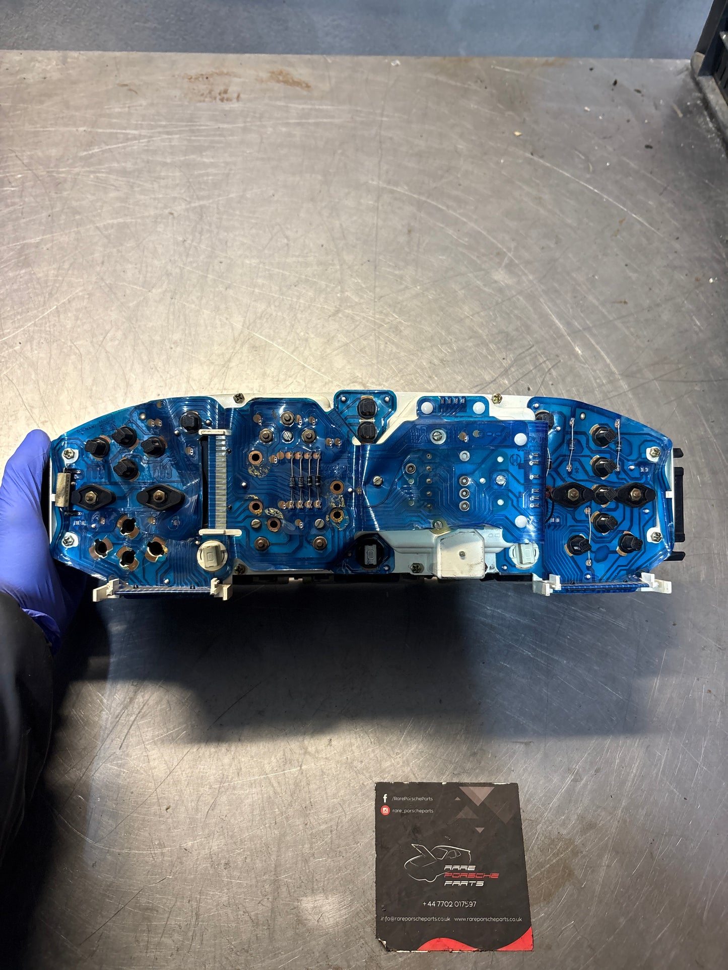 Porsche 944 Turbo dash clock binnacle pod speedometer, 951641311 used 070542 miles plastic screen has some small scratches