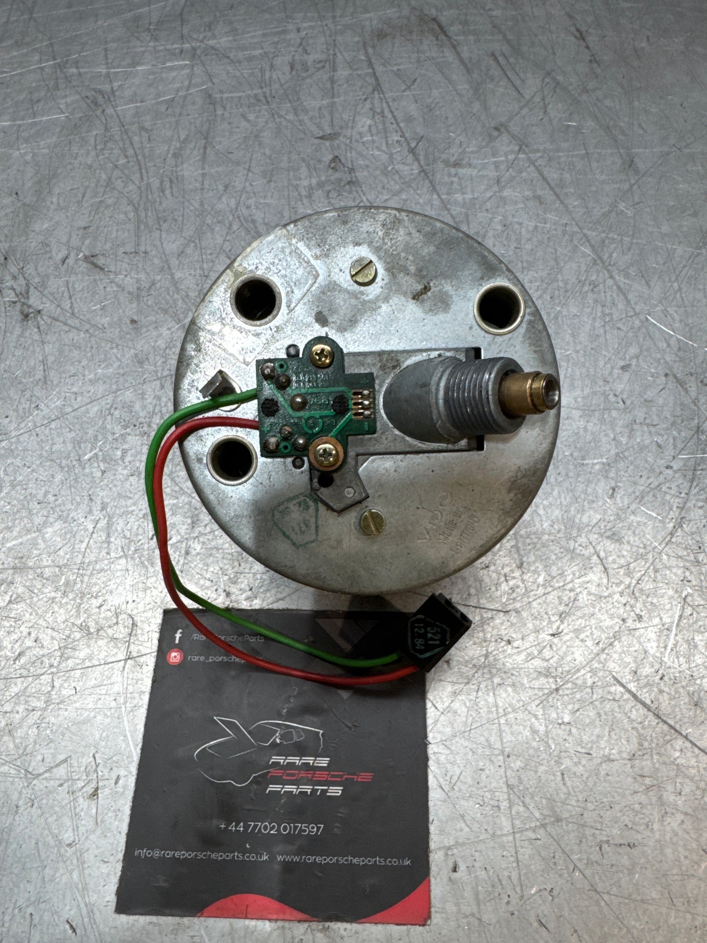 Porsche 944 speedometer showing 02359 miles 94464103600 spares or repair