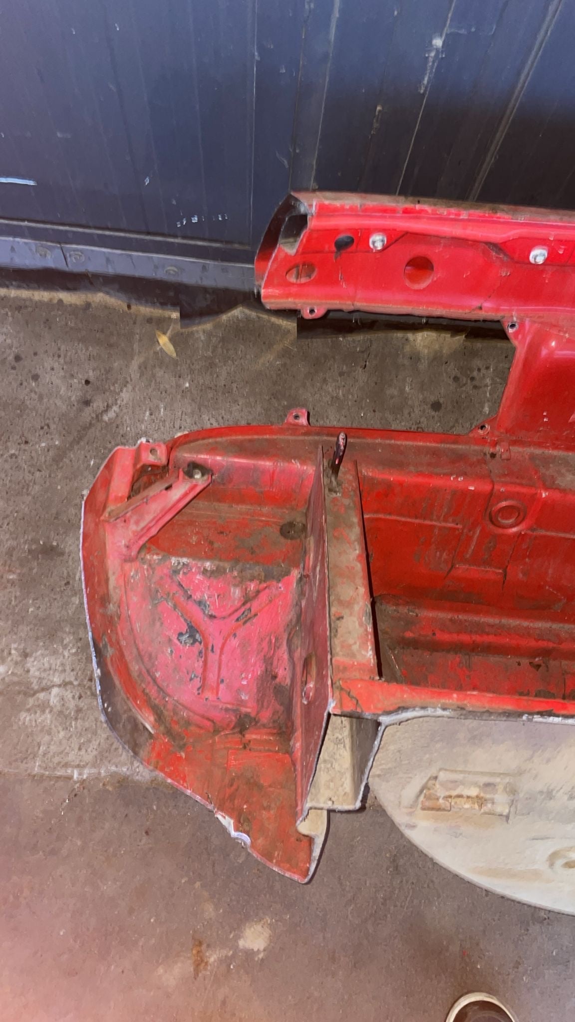 Porsche 924/944 complete rear cut used, 94450303701