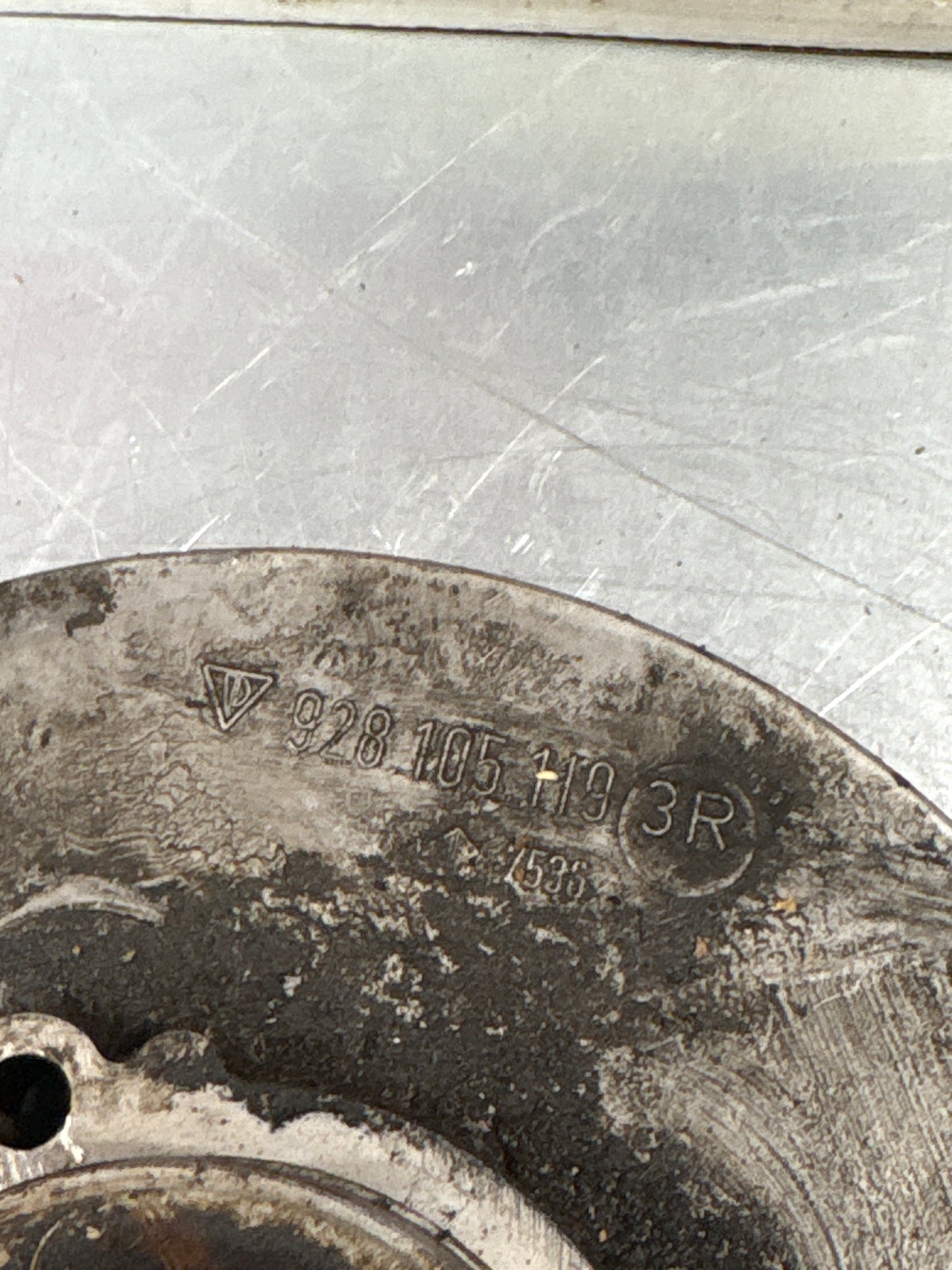 Porsche 928 camshaft cover bearing, used 9281051193R