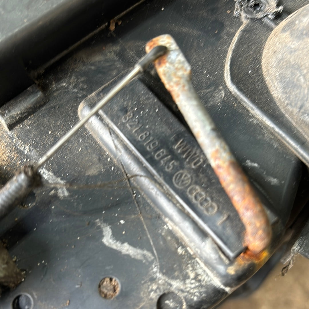 Porsche 924 80-85 944 82-85.5 Heizungsgebläse, komplett 321819095 321819087 gebraucht