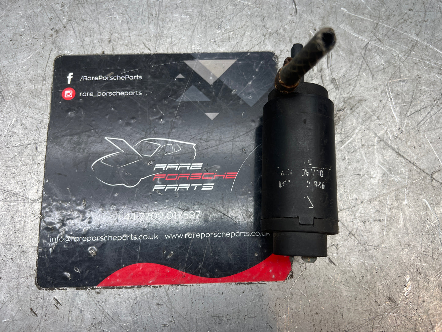 Porsche 928 washer bottle pump (used genuine) 92862817201 tested
