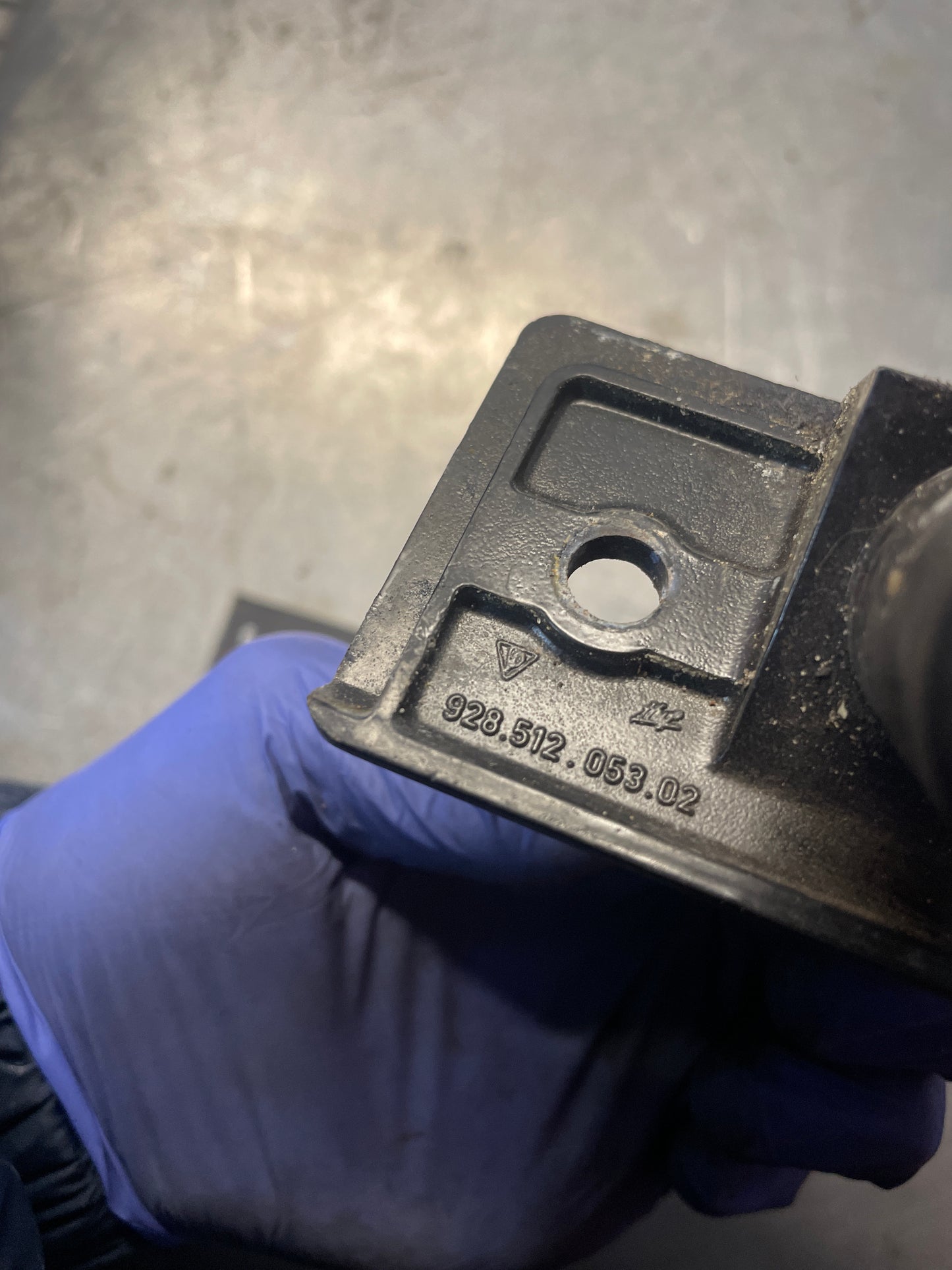 Porsche 928 Lid Lock with key, used 92851205302