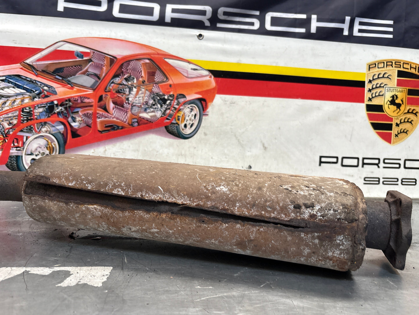 Porsche 928 front muffler, used 92811108204
