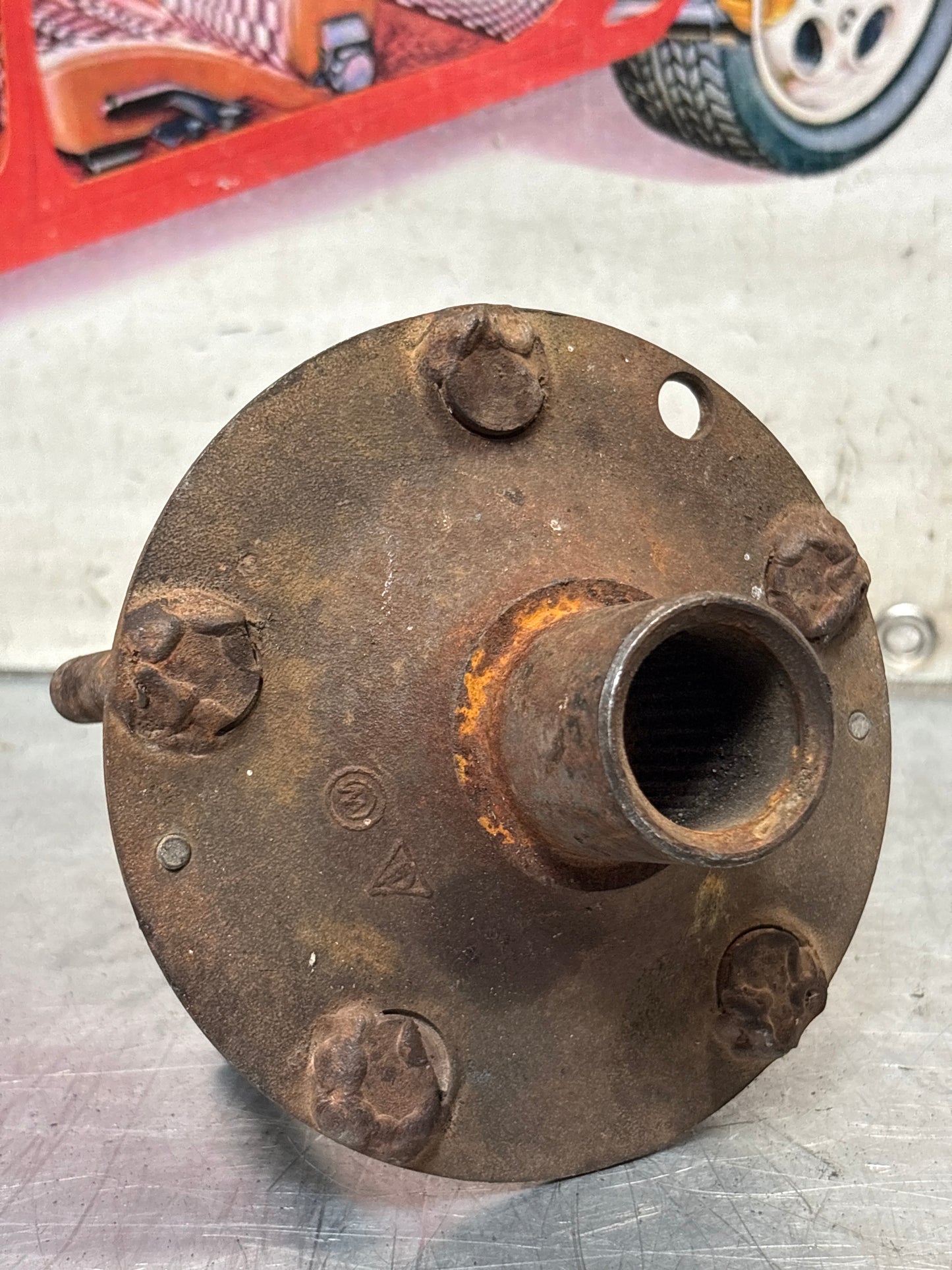 Porsche 928 rear wheel hub, 92833106507, used with long stud bolt