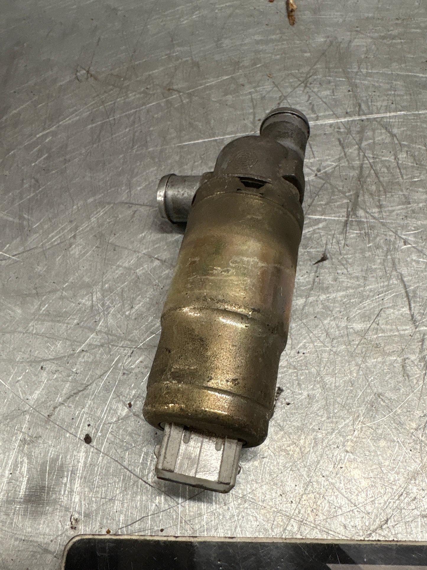 Porsche 968 idle control air valve, used 0280140536