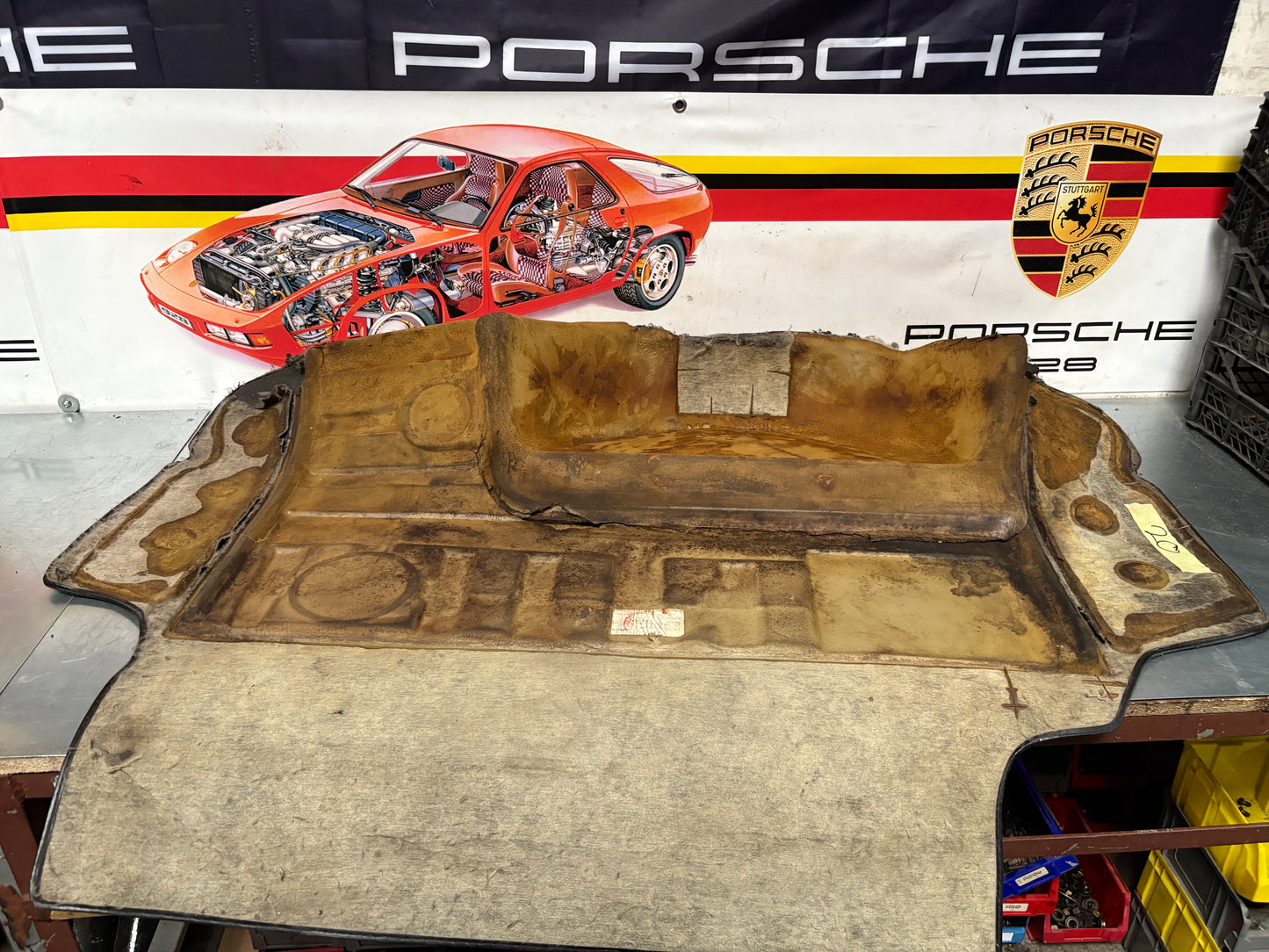 Porsche 944 from 85.5 black boot carpet 94555506303 used