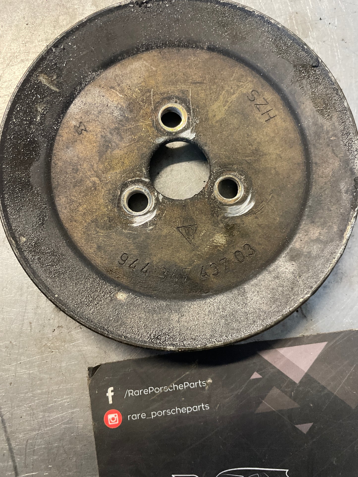 Porsche 944 power steering pulley wheel, used 94434743703
