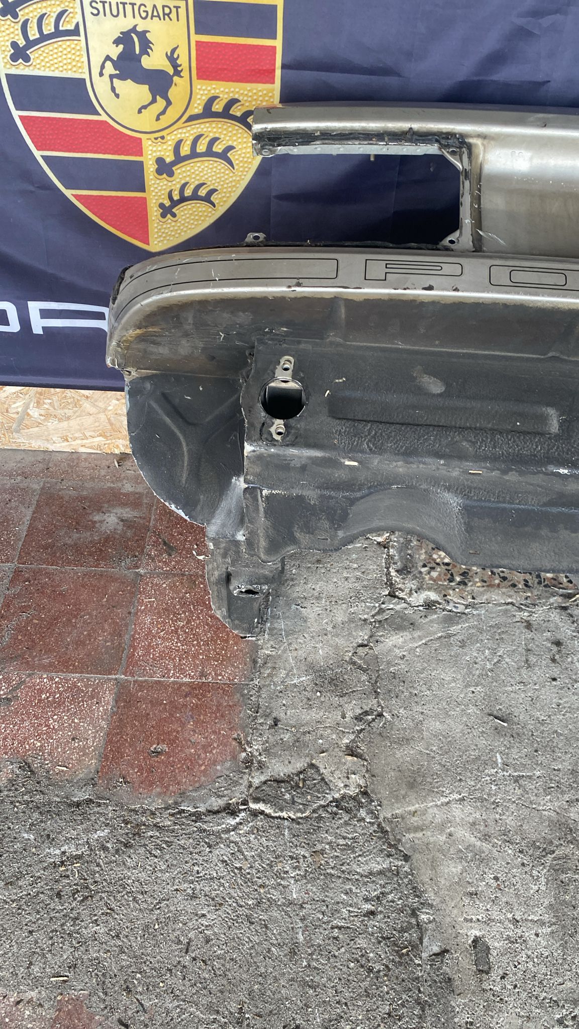 Porsche 944 complete rear cut used, 94450303701