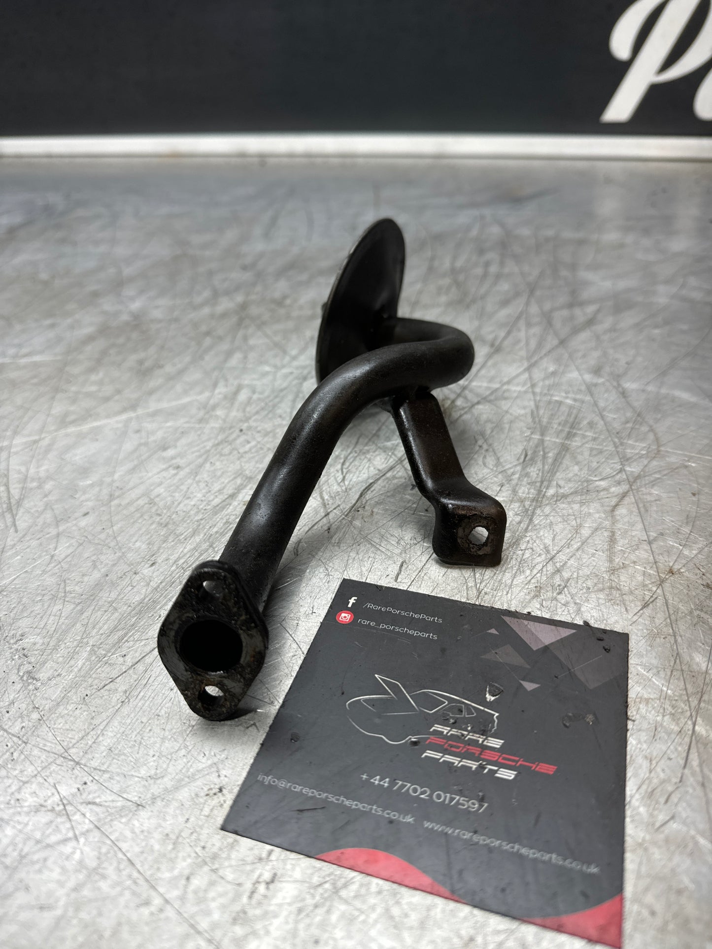 Porsche 924 Oil pump pick up tube 047115251B, used