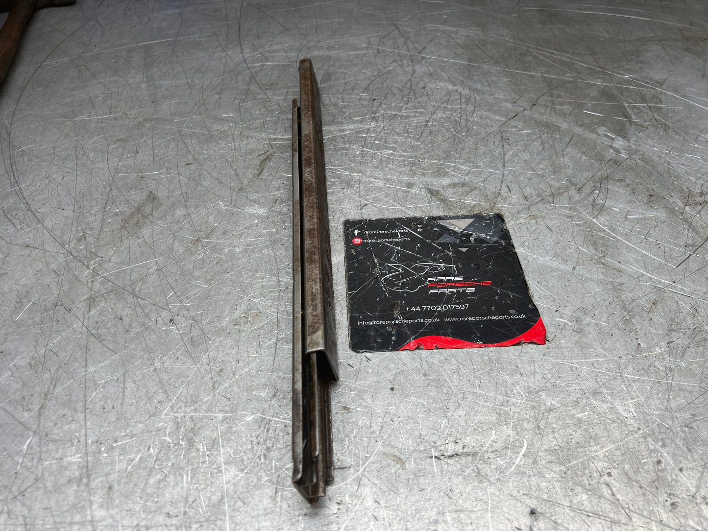 Porsche 924 944 911 seat runner 94452149100