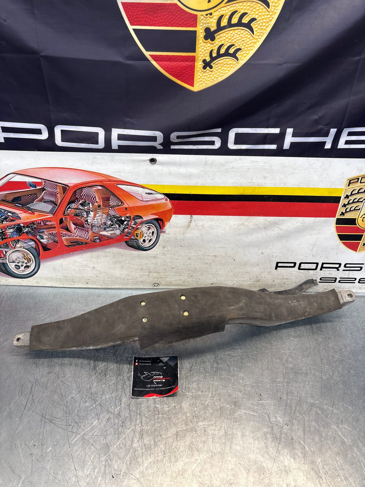 Porsche 968 transmission carrier, used 94437502406