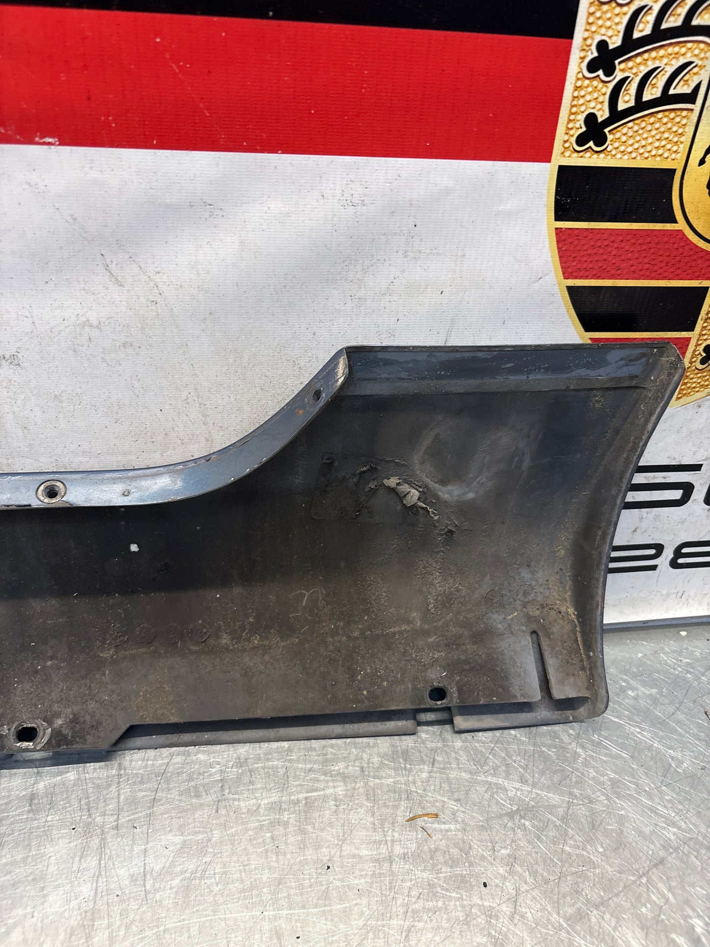 Porsche 928 S4 right sill cover, used 92855908602