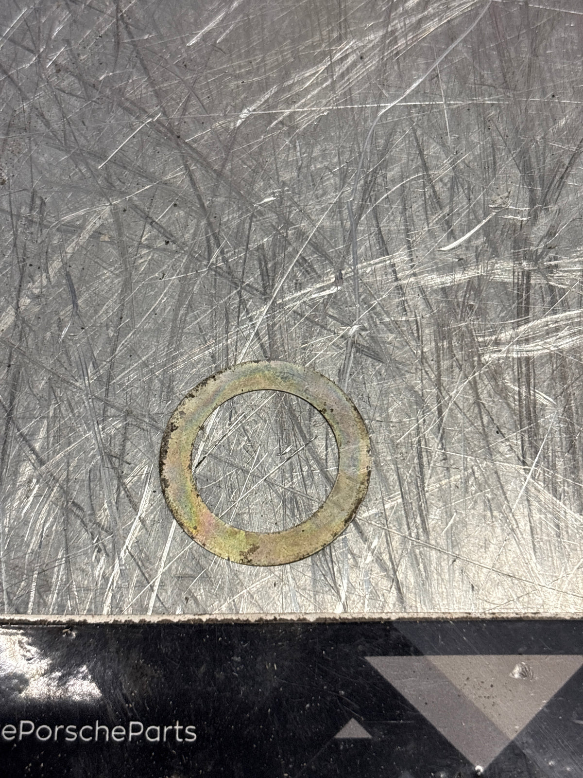 Porsche 928 shim plate, used 0,5mm thick 90023411602