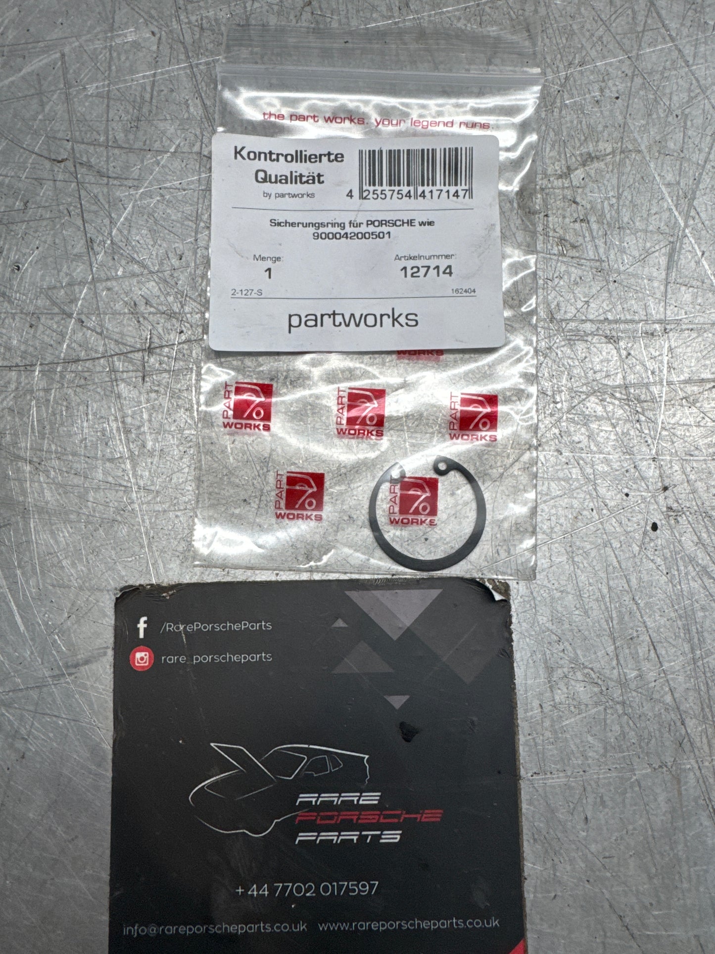 Porsche 911 / 928 lock ring 90004200501 New