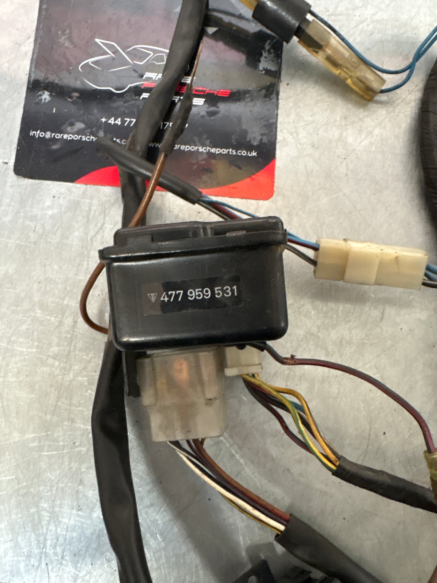 Porsche 944 early A/C wiring loom, used 477959531