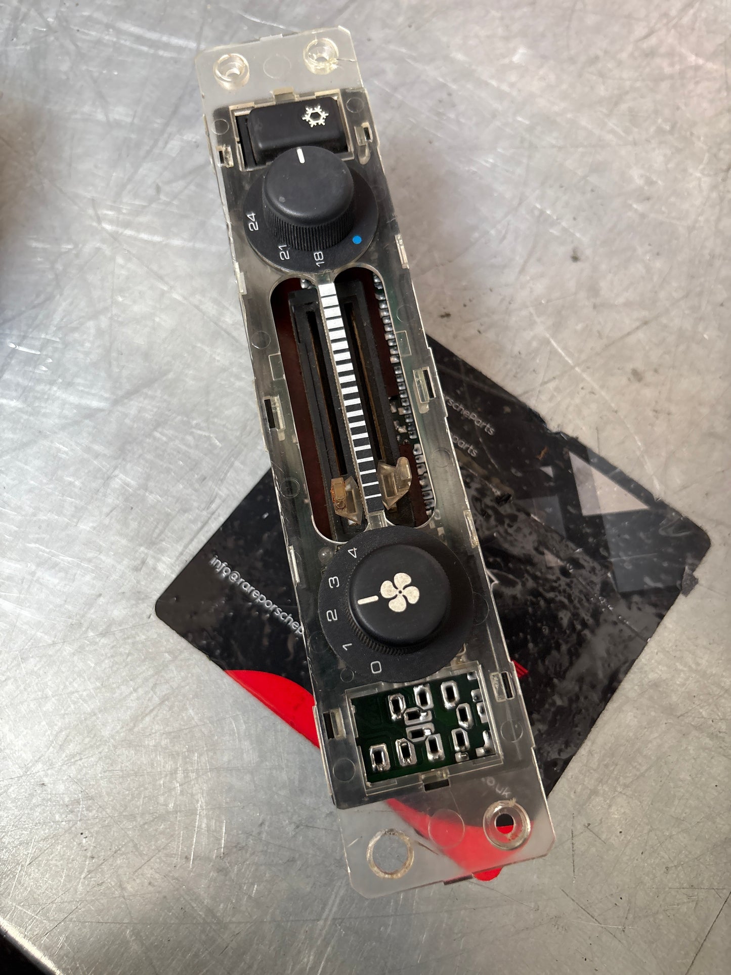 Porsche 944 climate heater control switch unit with air con 86-92 years. 94465302104 used