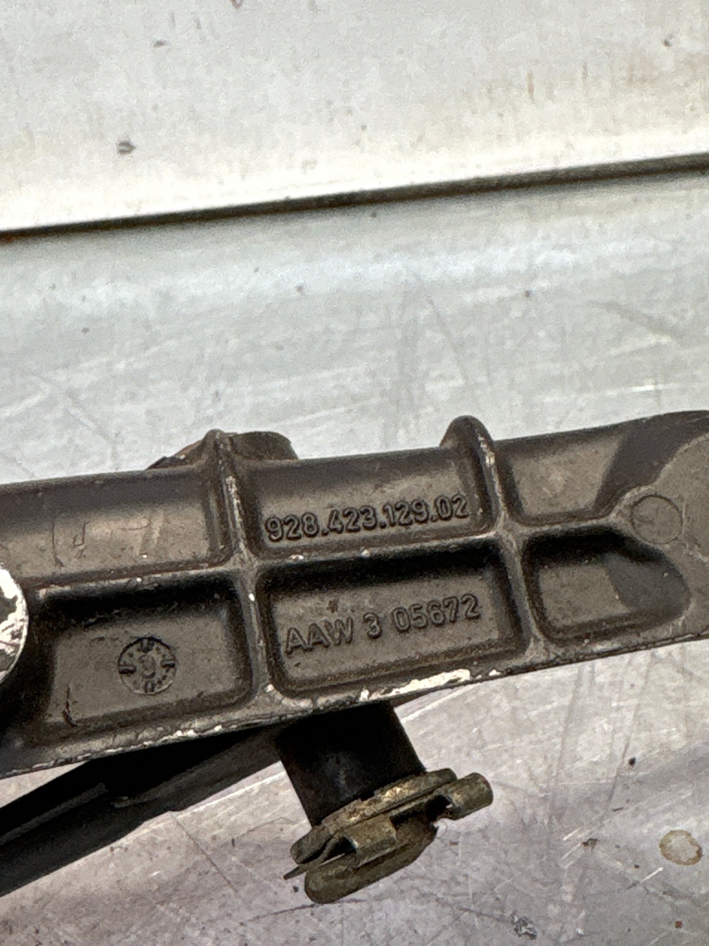 Porsche 928 accelerator Pedal Bearing Bracket, Used 92842312902