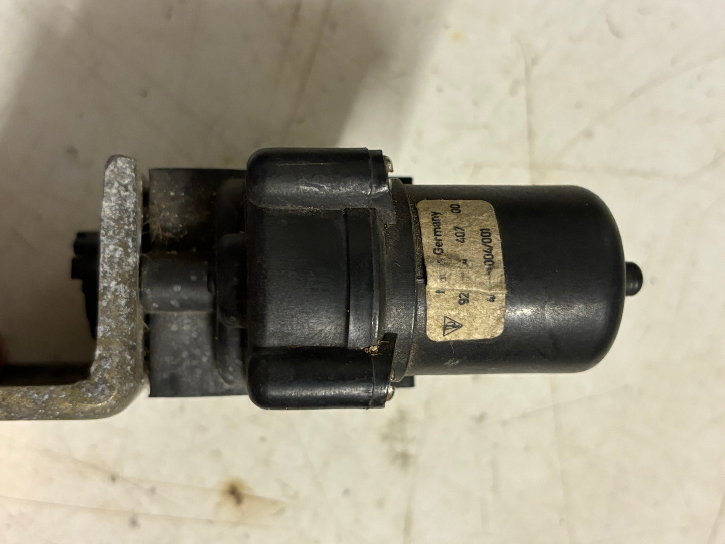 Porsche 928 Tailgate boot lock latch release motor 92862440702, used