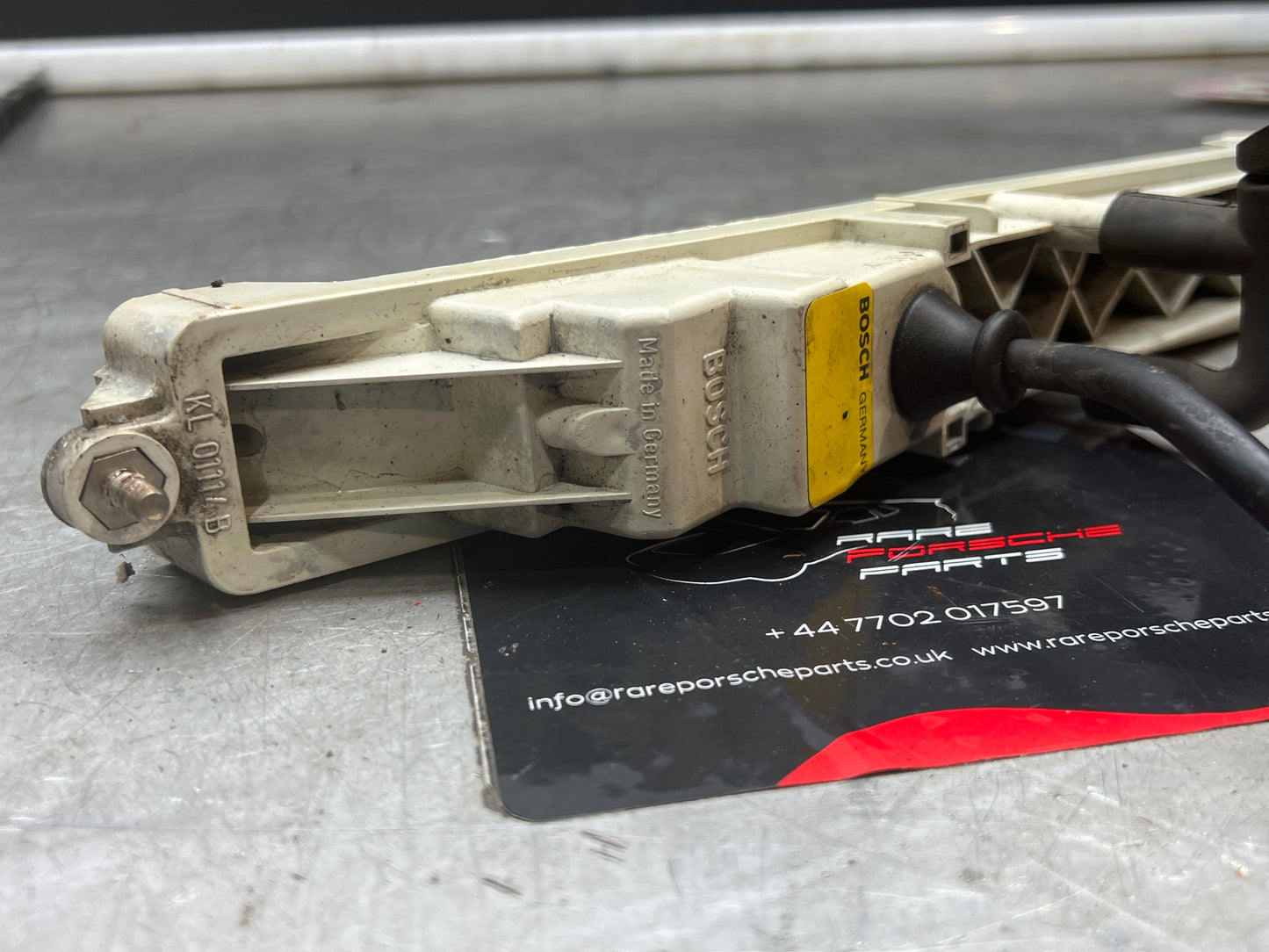 Porsche 944 S2 Turbo front indicator body housing unit. 95163141100 used