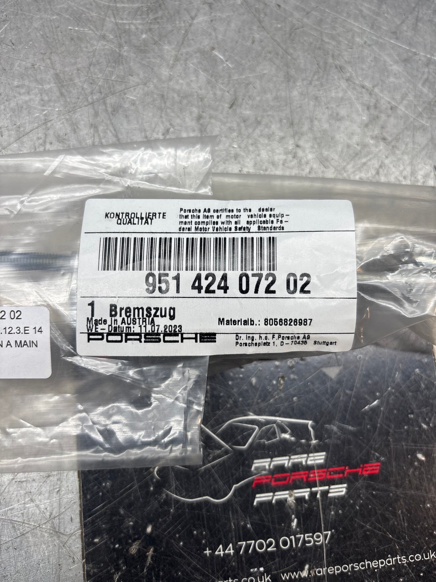 Porsche 924S/944 85-91 Long handbrake cable, 95142407202