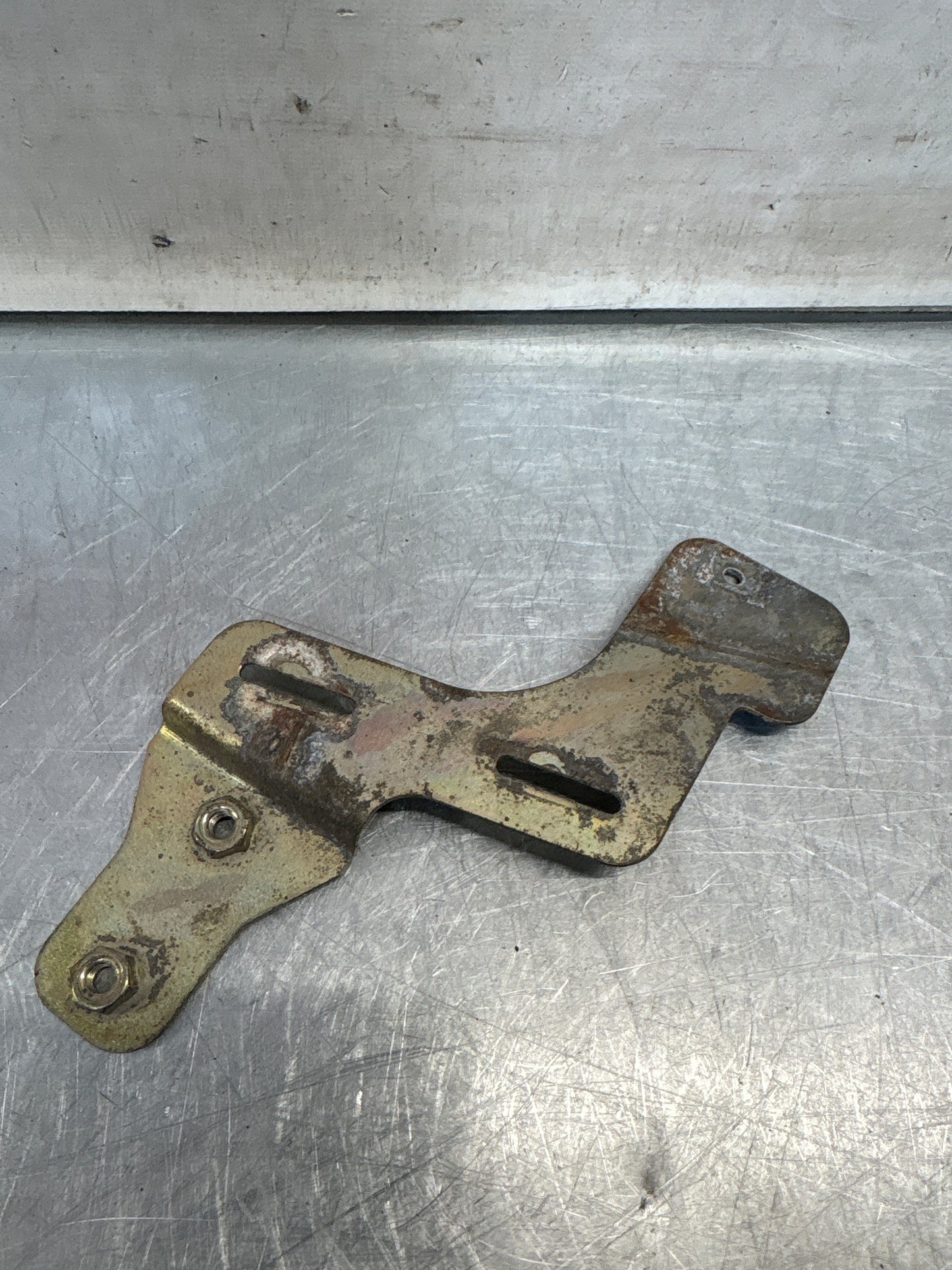 Porsche 928 actuator motor door support bracket left, 92853711303