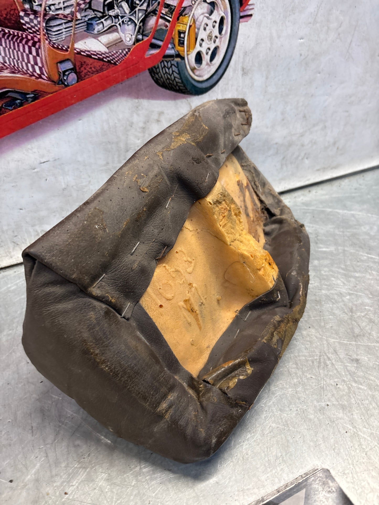 Porsche 928 rear right seat upper cushion, leather, brown, used 92852204650