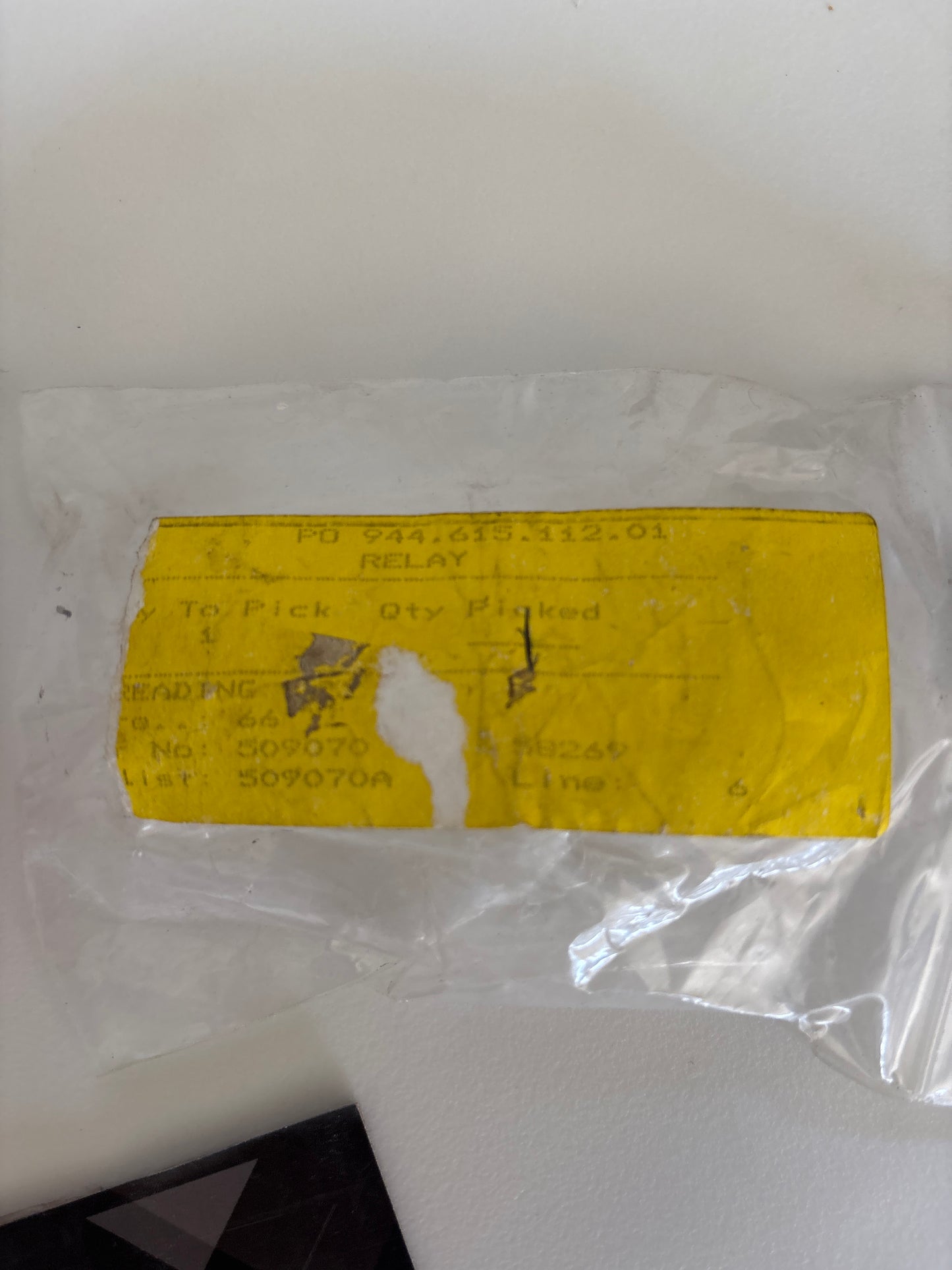 Porsche 924S 944 electric window relay 94461511201 New