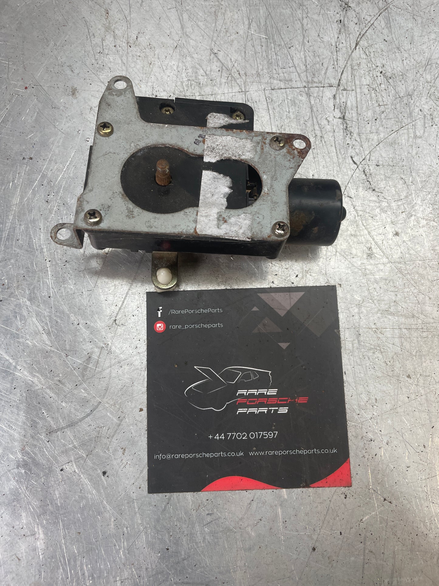 Porsche 944 Heater flap solenoid 063700-0101, 94462411200 98 degrees used