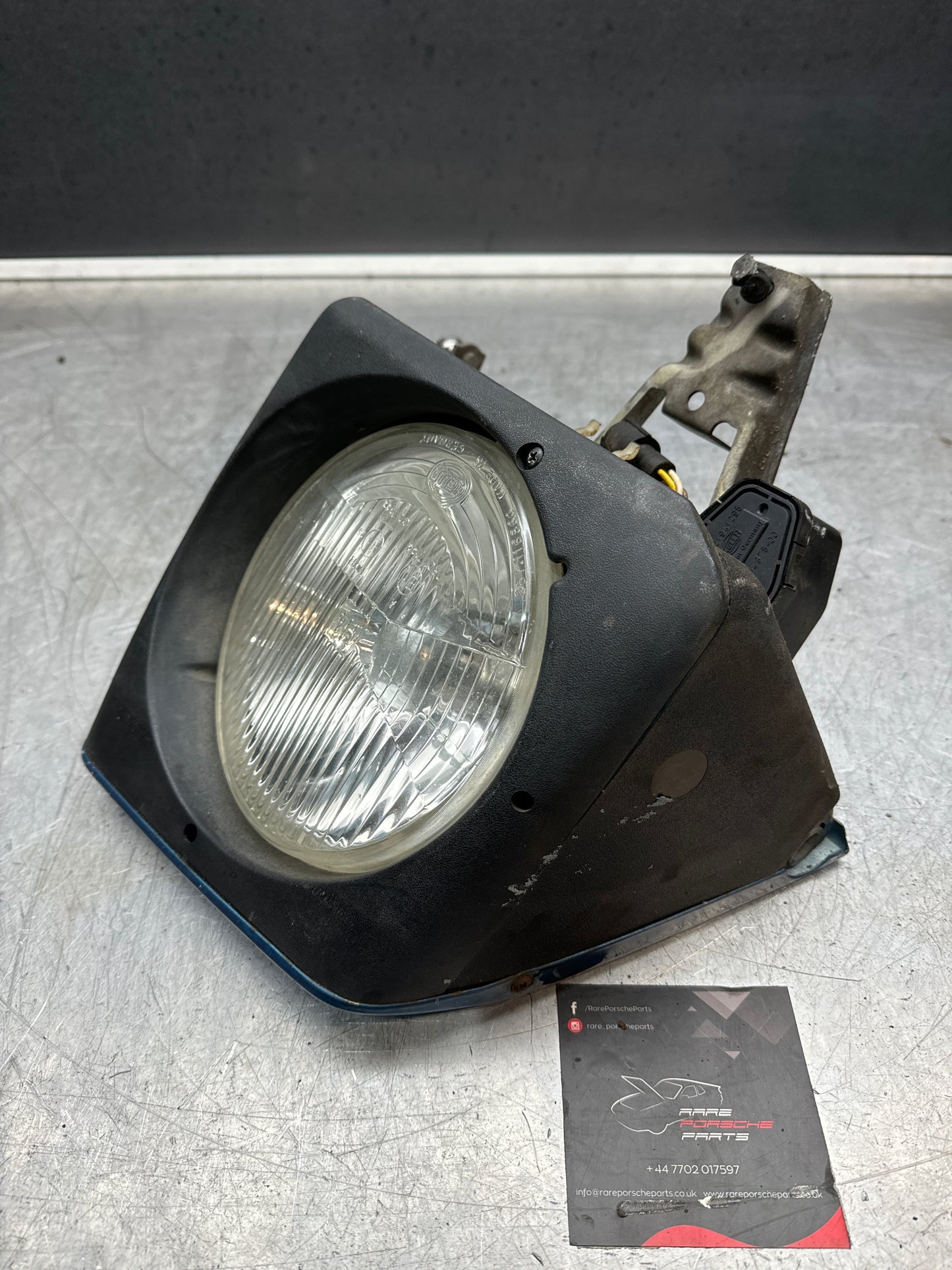 Porsche 944 S2 Turbo headlight unit, complete, right, used