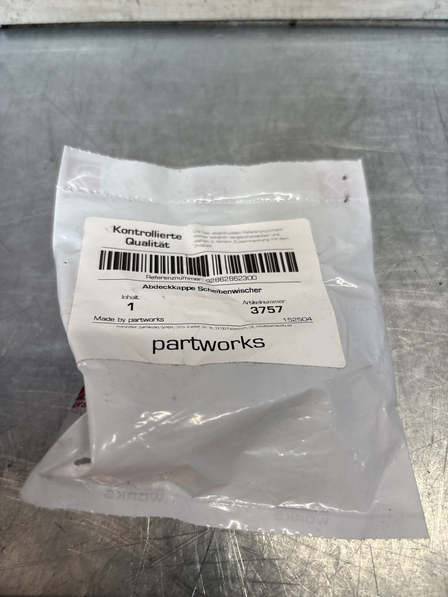 Porsche 911G / 928 wiper arm cover cap, used 92862862300