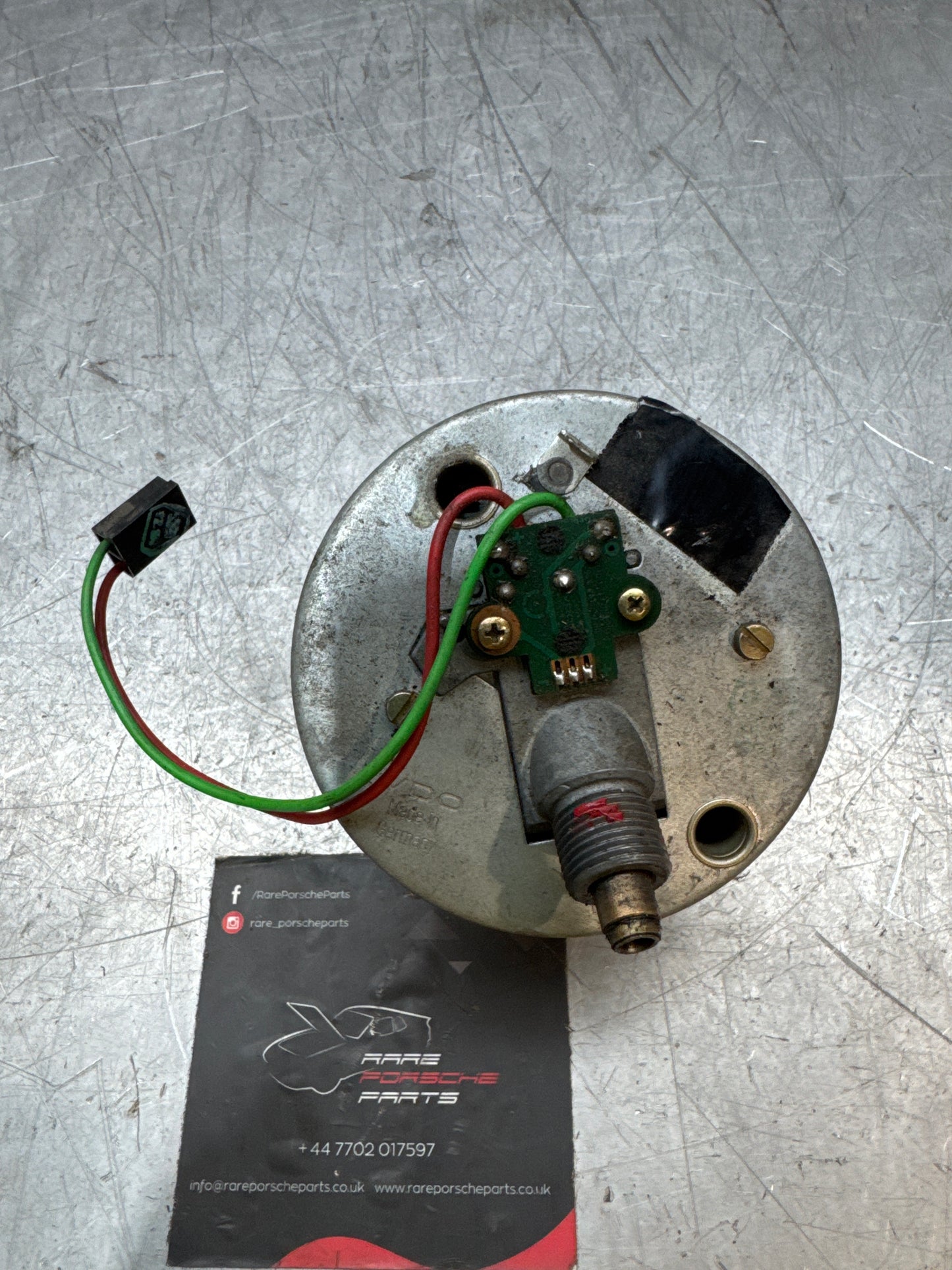 Porsche 944 speedometer showing 41235 miles 94464103600 used