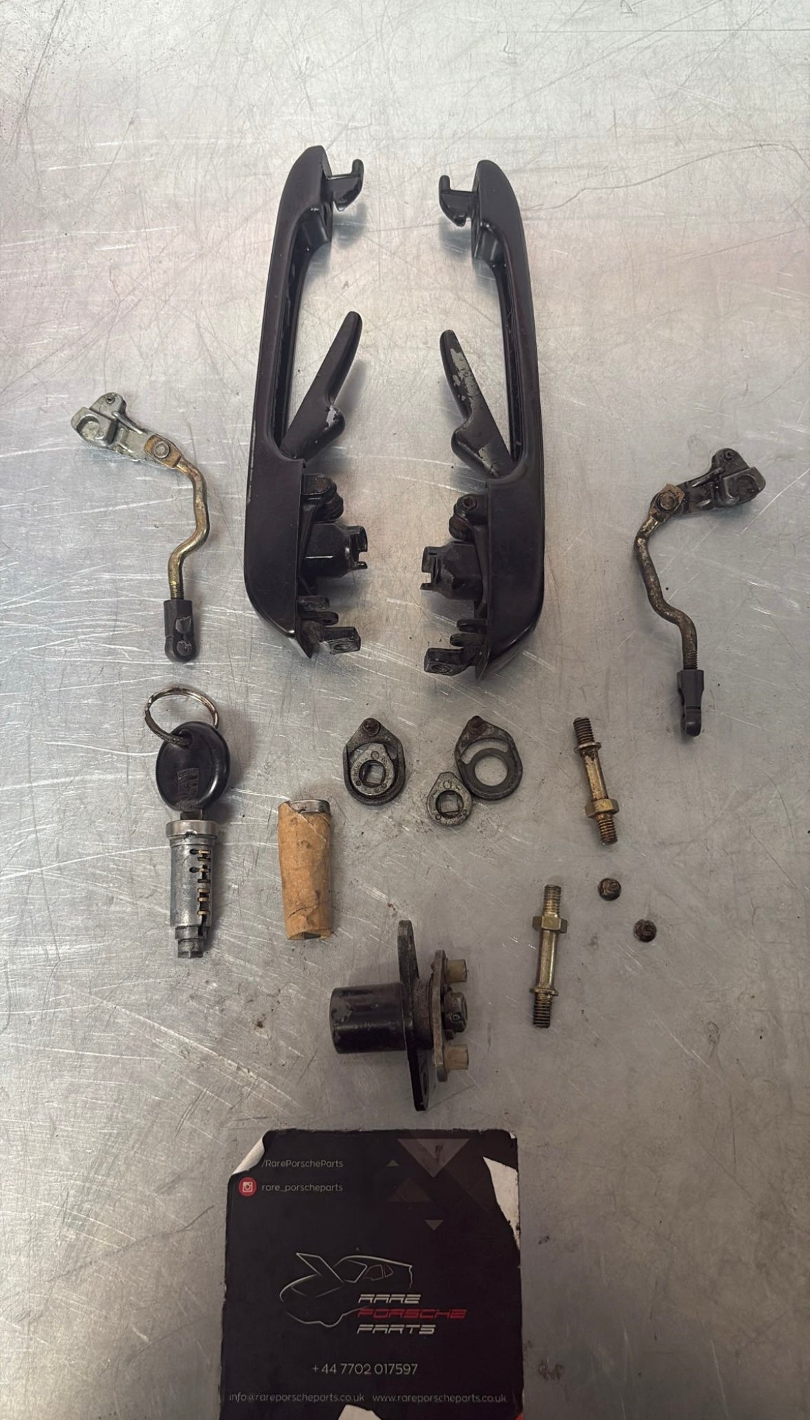 Porsche 944 set of door handles with boot lock and key