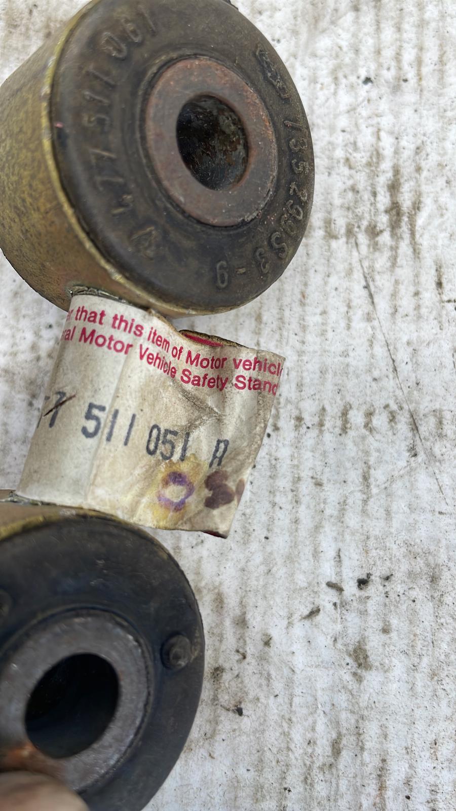 Porsche 924 944 Rear Anti roll bar drop link, new. 477511051A