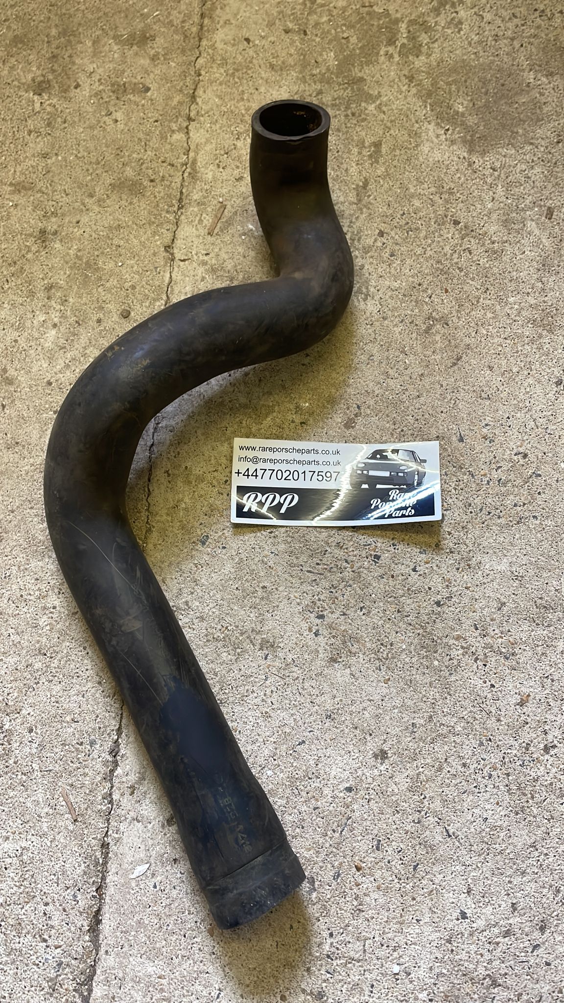 Porsche 928 Lower radiator hose 92810623908, used, check photos!!!