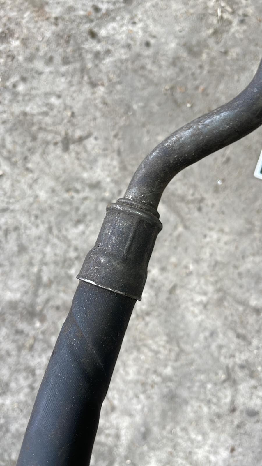 Porsche 924 Turbo 931 Ölleitung Kühler Ölleitung 93110712711, gebraucht