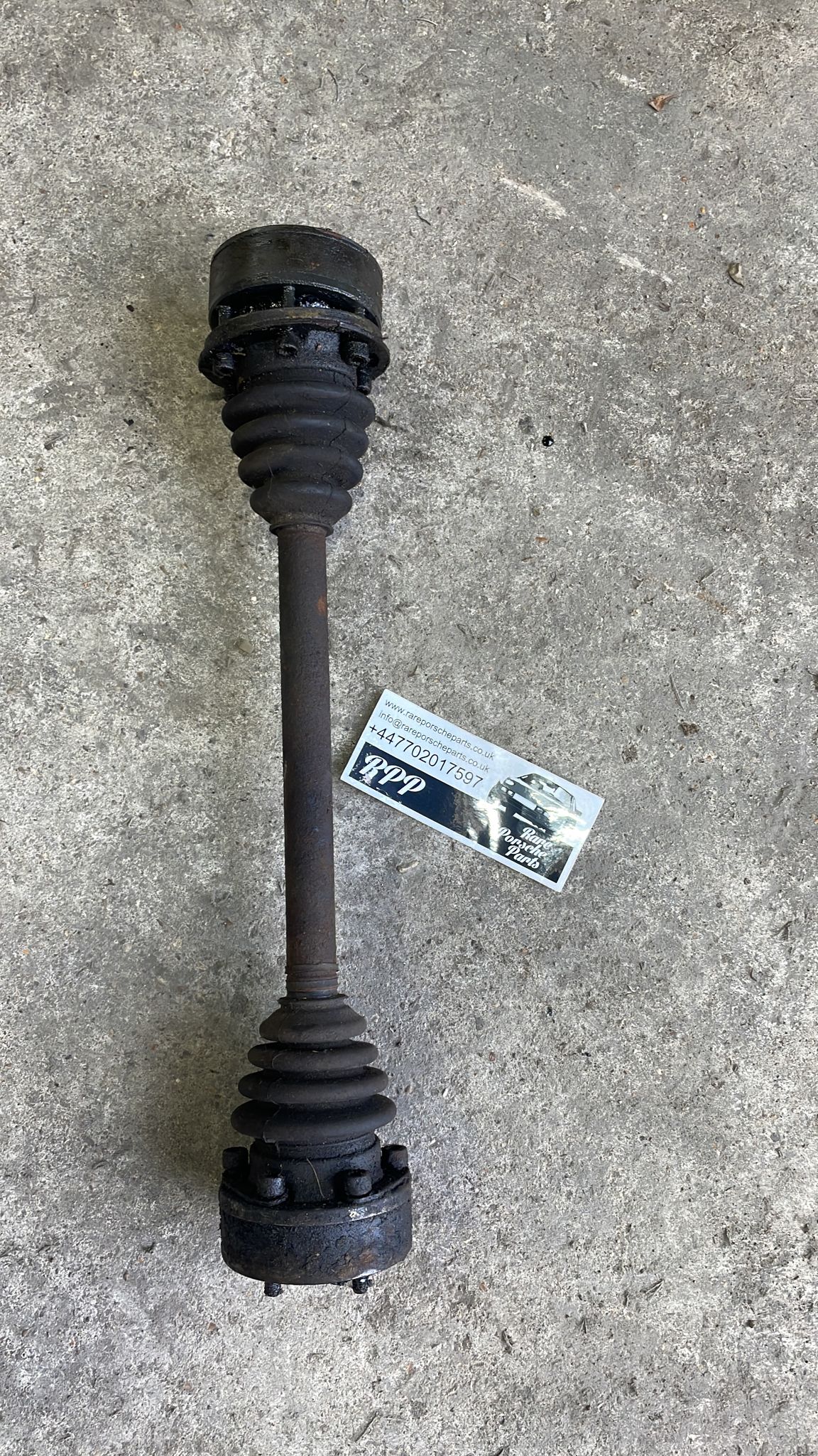 Porsche 944 S S2 drive shaft, used