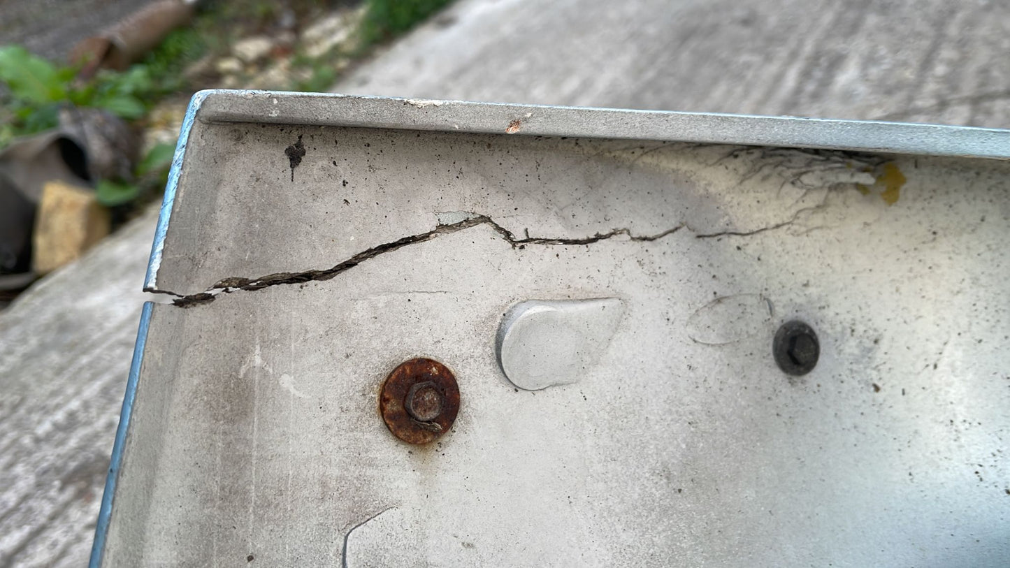 Porsche 944 Turbo S2 Heckstoßstange, beschädigt, gebraucht