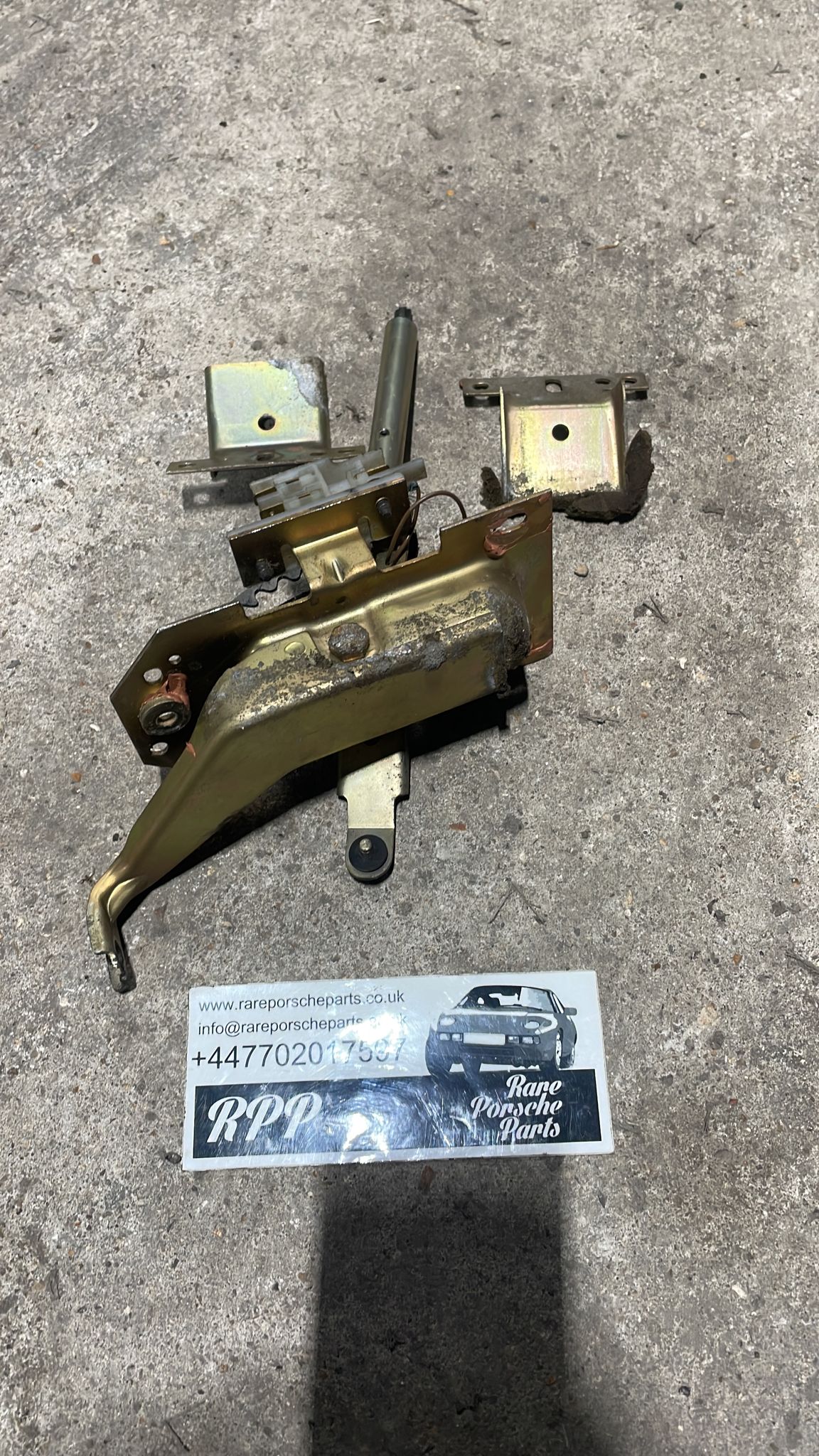 Porsche 924 944 from 1983 Automatic Transmission Shifter Assembly Lever 94442602502 used