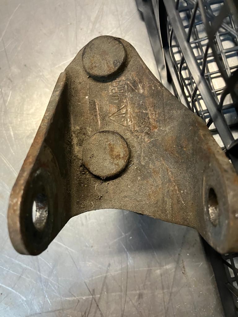 Porsche 928 ball joint clamp left, near side, 92834109105, used