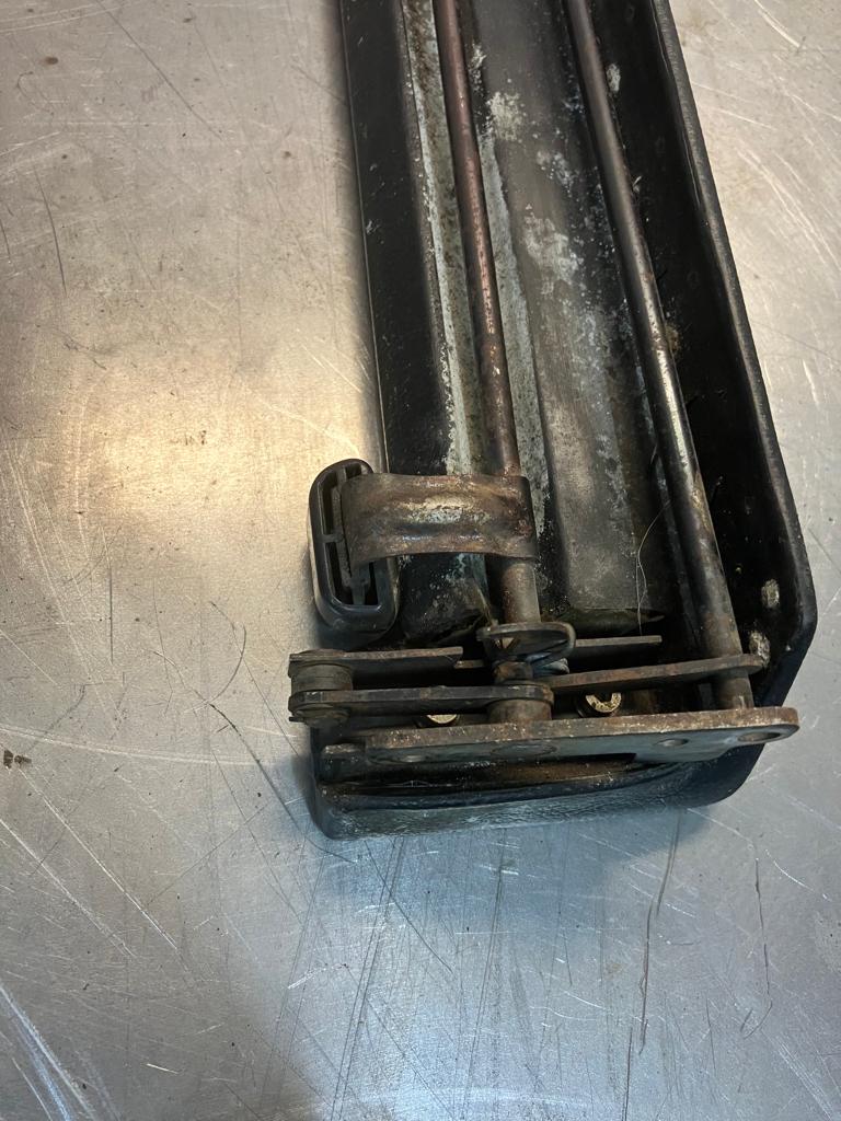 Porsche 928 door armrest lid, 928555233501, black