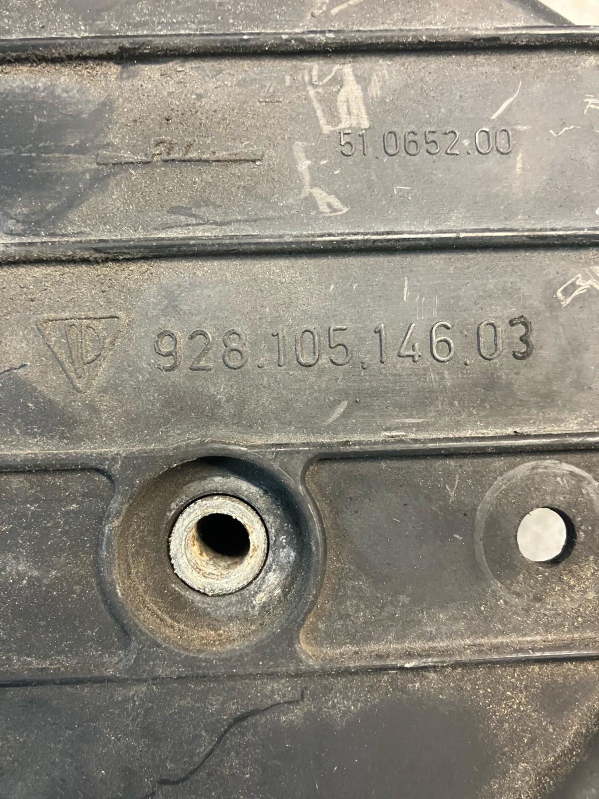 Porsche 928 toothed belt covering, used 92810514603