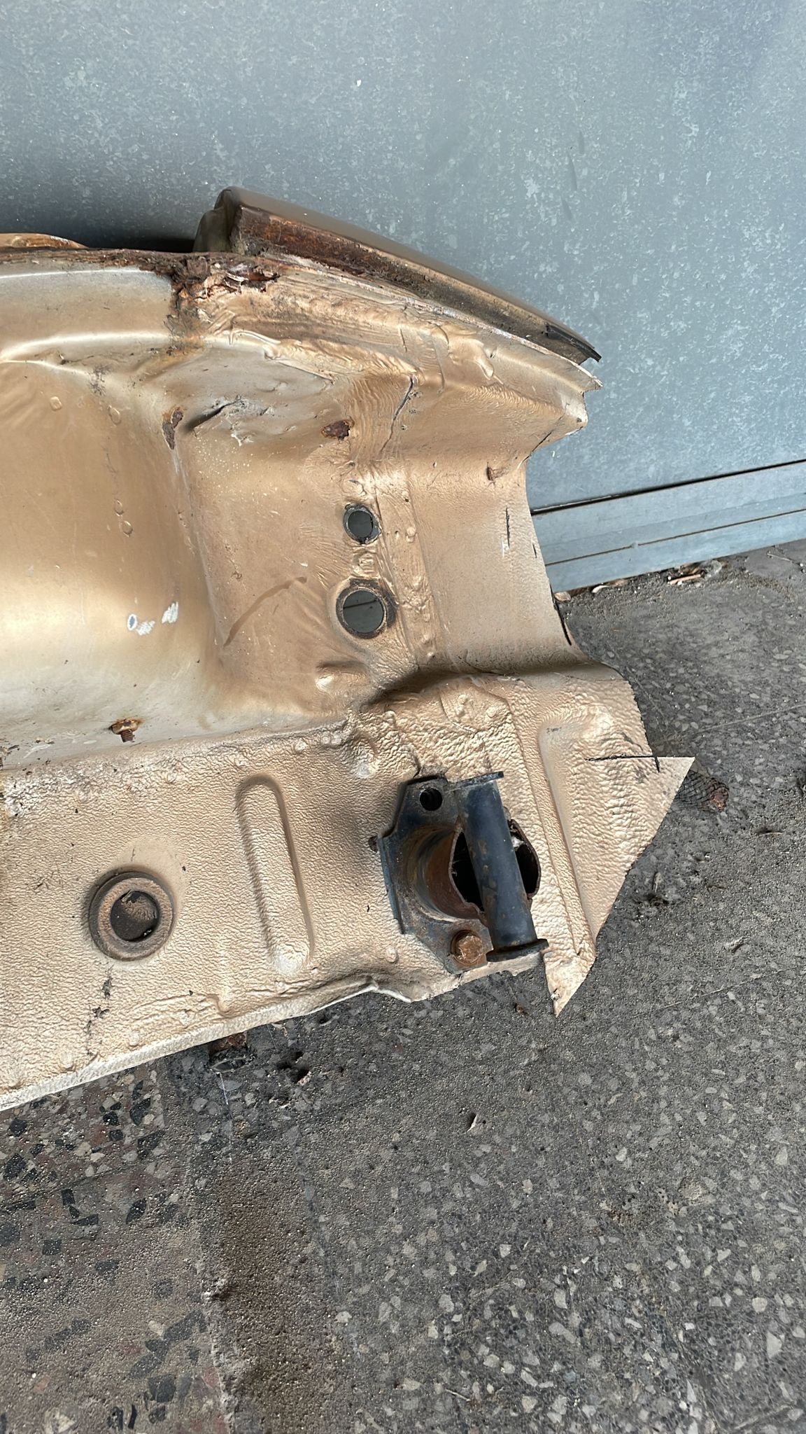 Taglio posteriore Porsche 928S 92850208104