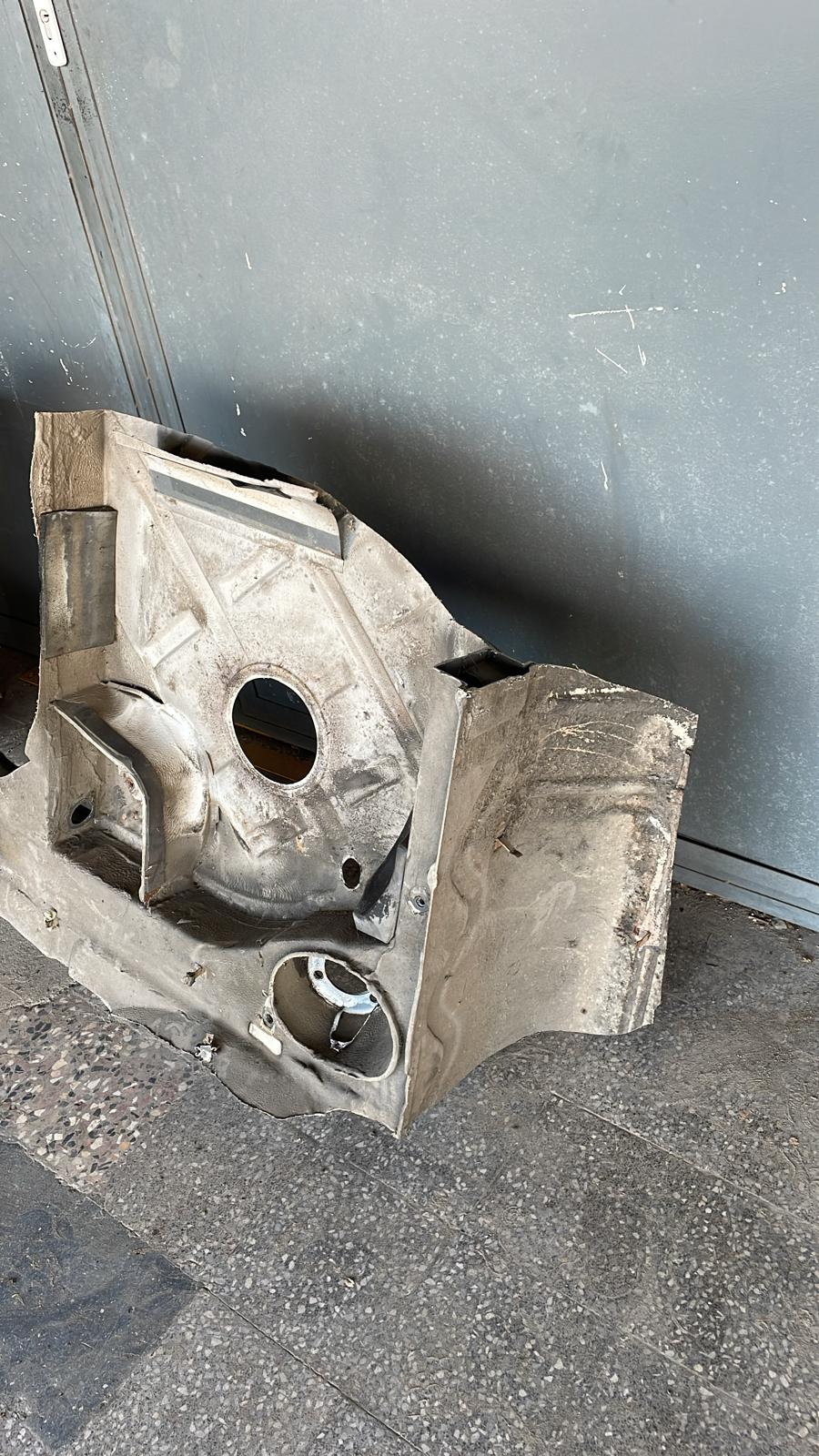 Porsche 928S boot floor pan rear end cut