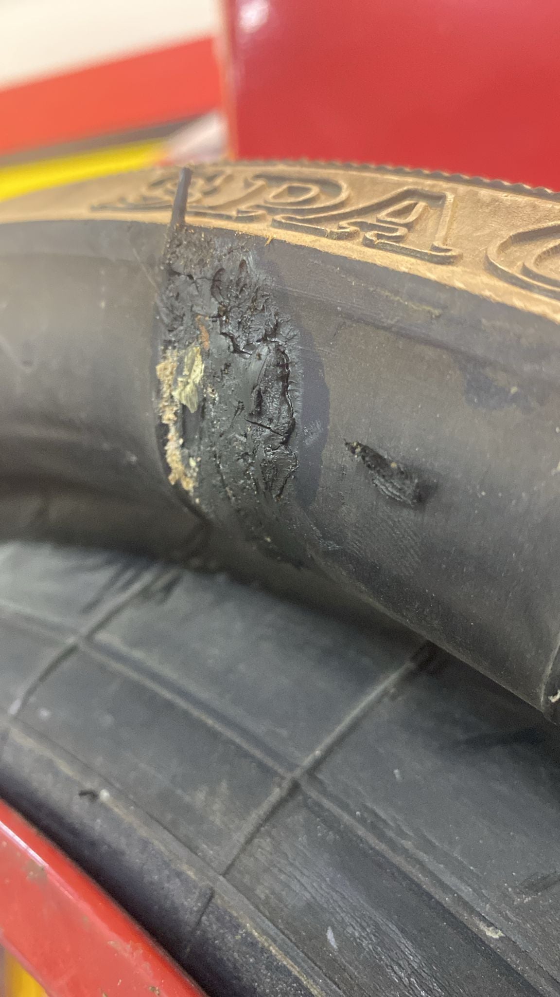 Cerchio in lega di scorta Porsche 928, con pneumatico, usato 92836213002